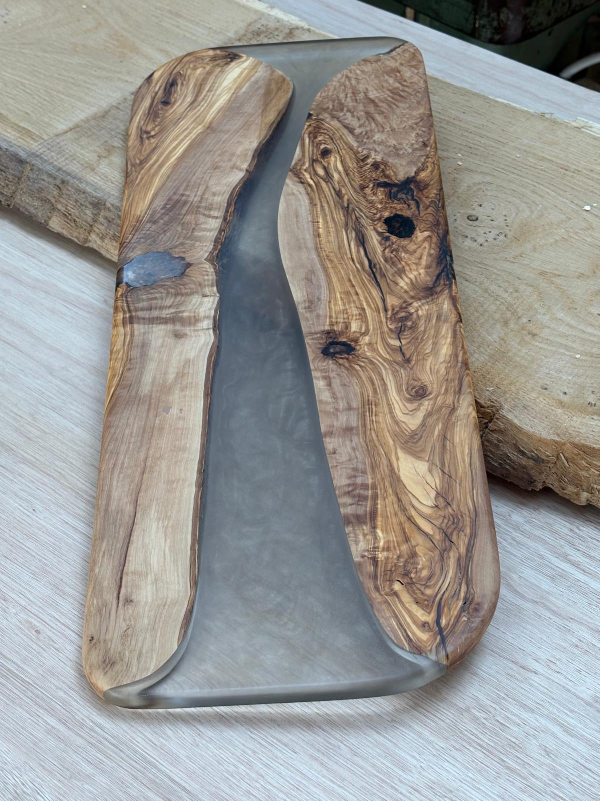 Smoky Gold Olive Resin Board