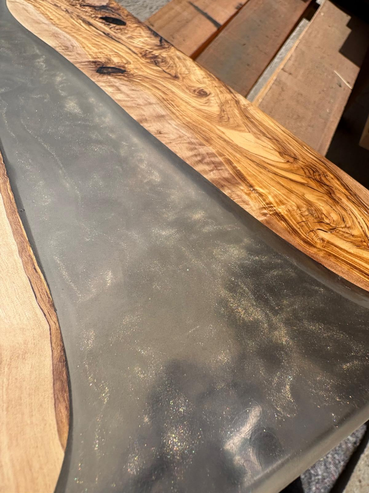 Smoky Gold Olive Resin Board